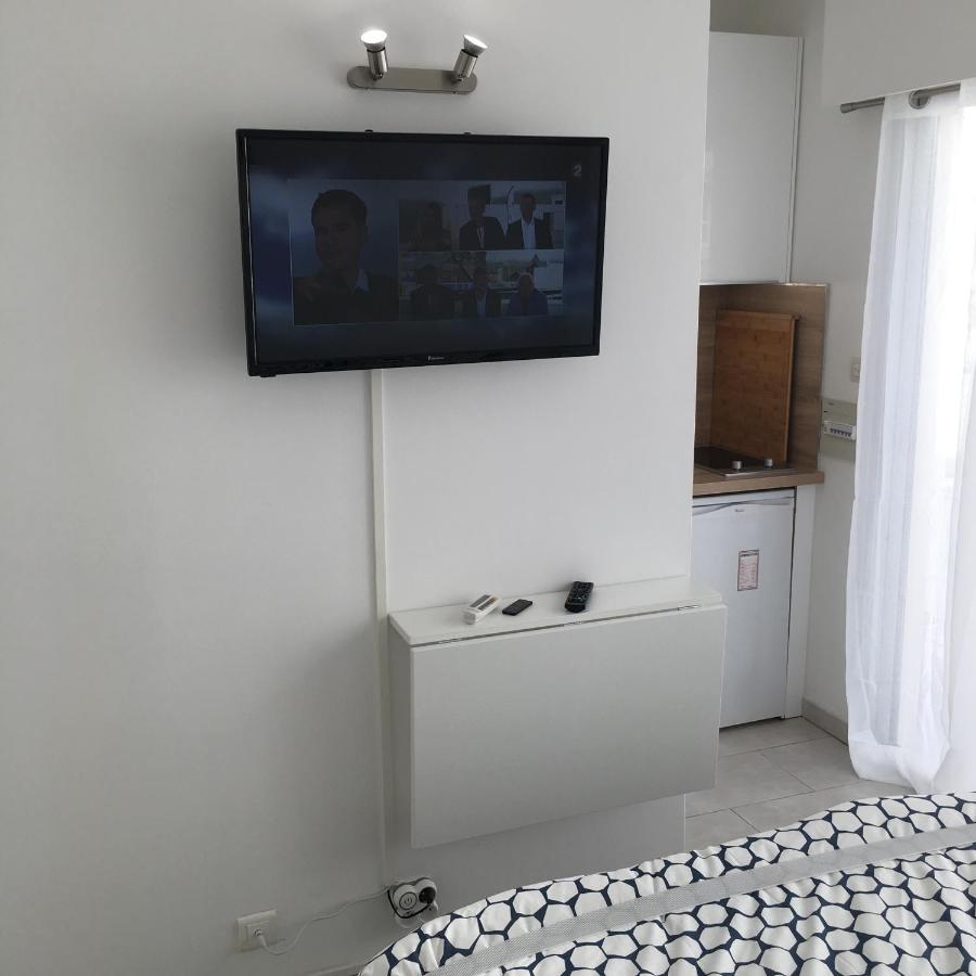 Studio Carre D'Or Situe A 50 M De La Plage Aparthotel Nizza Kültér fotó