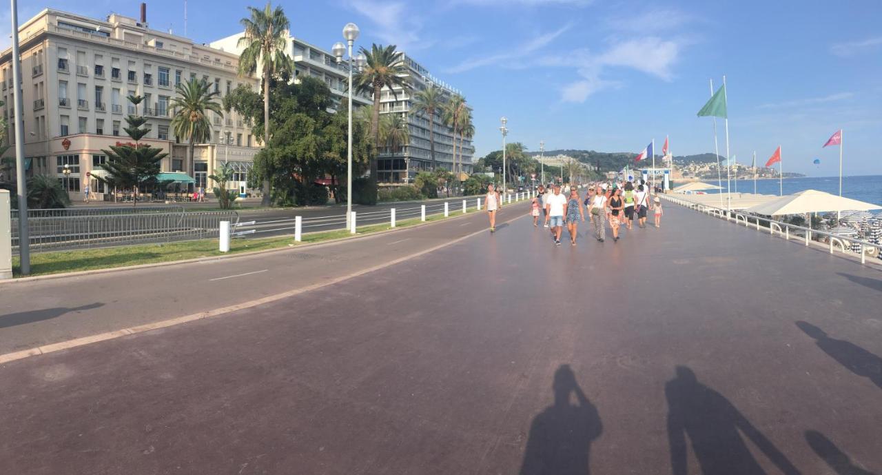 Studio Carre D'Or Situe A 50 M De La Plage Aparthotel Nizza Kültér fotó